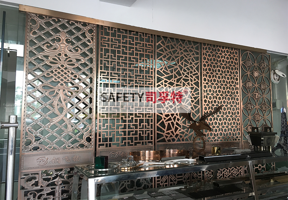 不銹鋼屏風(fēng)隔斷有哪些特點(diǎn)[司孚特金屬屏風(fēng)，不銹鋼屏風(fēng)](圖3)