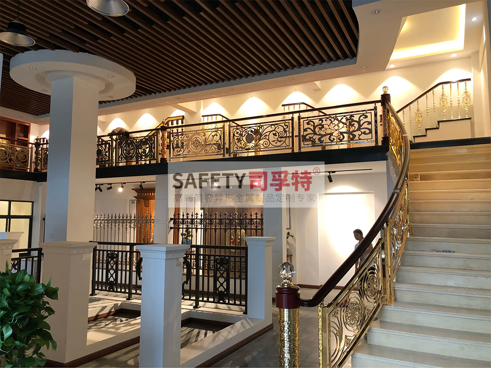 鋁藝鏤空雕花樓梯扶手：造型多樣，工藝成熟，彰顯高端品味(圖6)